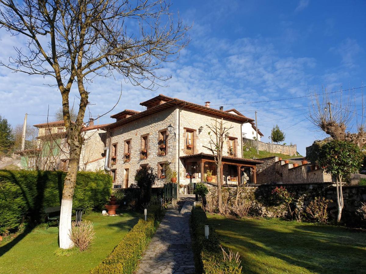 La Casona Del Jou Guest House Ortiguero Exterior photo
